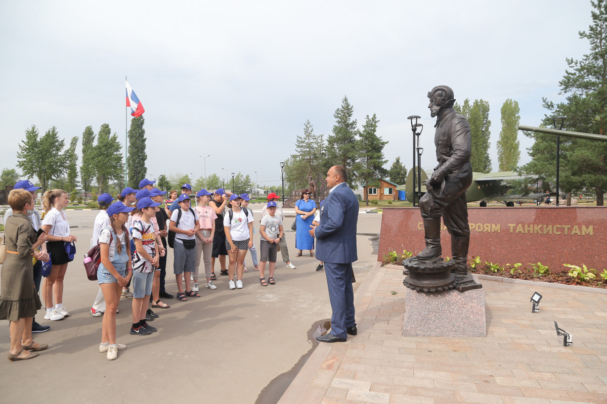 Более 800 школьников из Нижегородской области побывали на экскурсиях в рамках программы «Посмотри на Нижний 800»