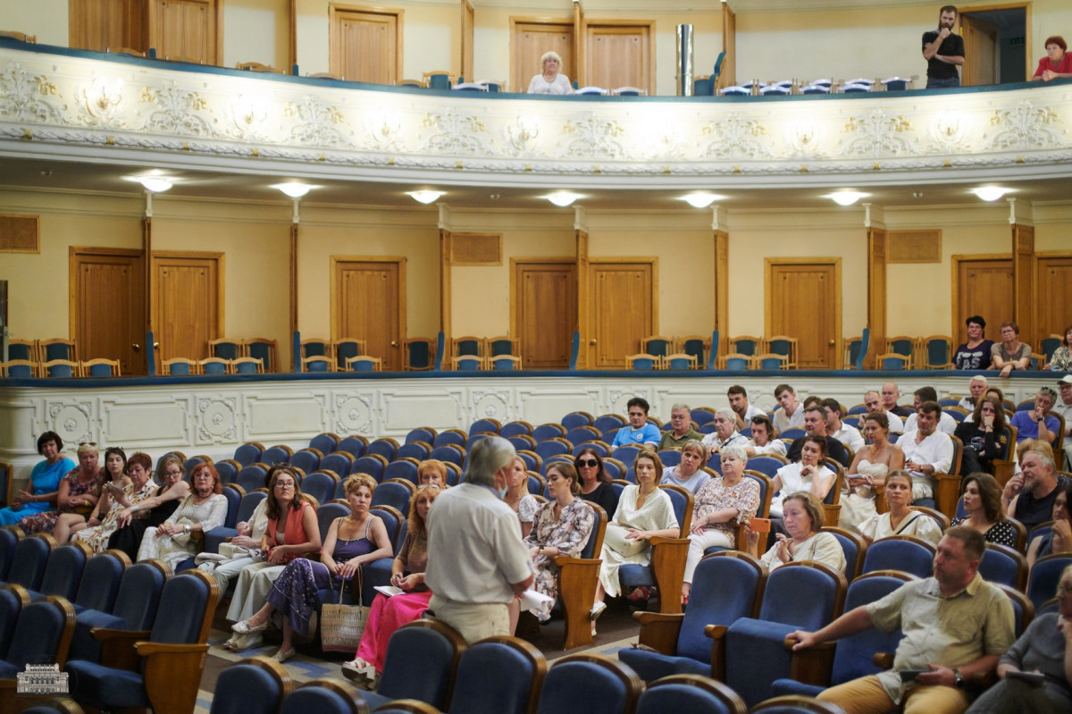 Новый 224-й сезон нижегородского драмтеатра начнется с премьеры спектакля «Минин»