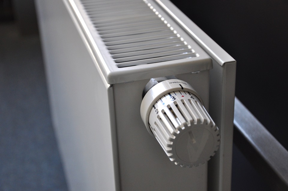 Нижегородцы попросили включить отопление в домах раньше сроков
