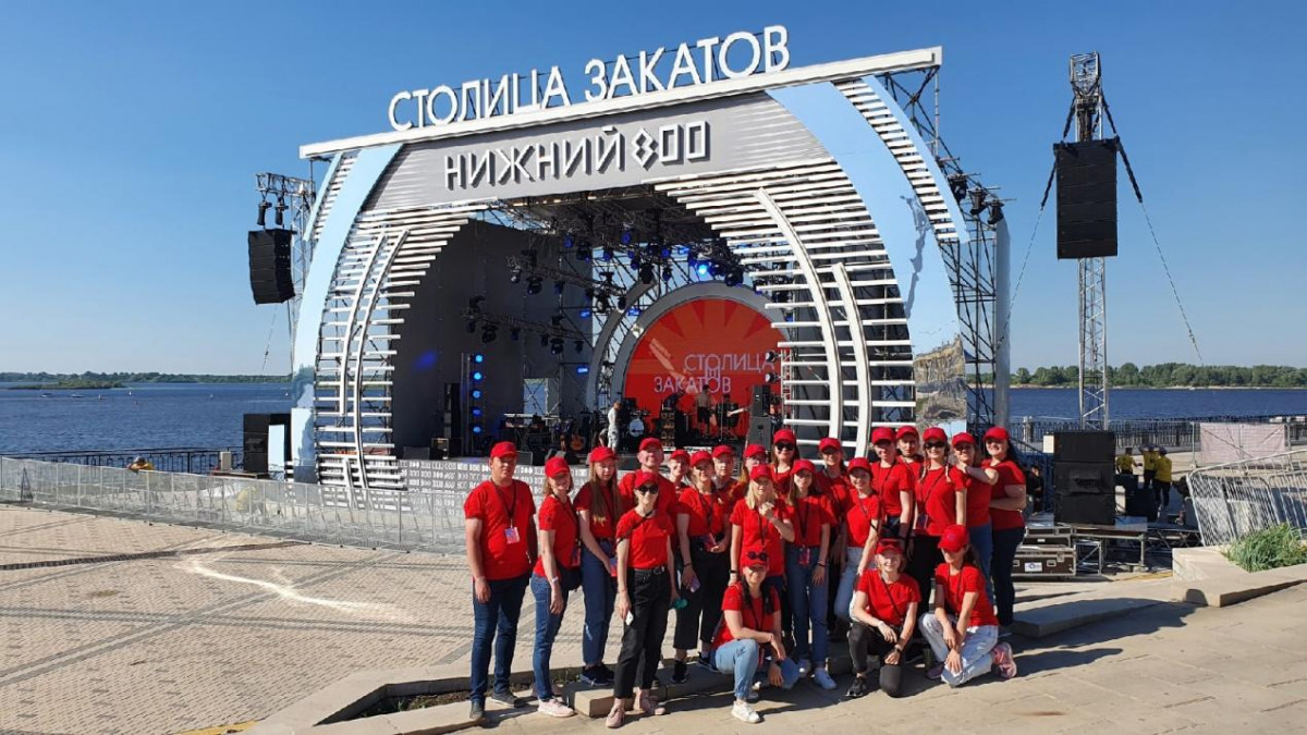 Более тысячи «Волонтеров-800» помогали проводить юбилейные мероприятия Нижнего Новгорода