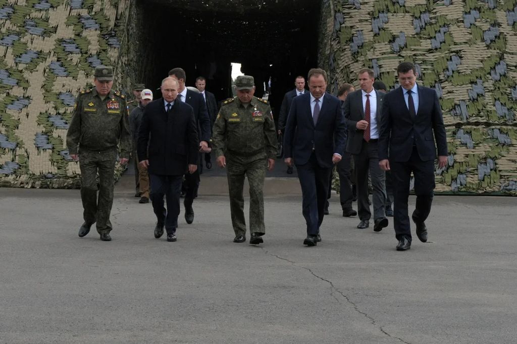 Владимир Путин посетил полигон Мулино в Нижегородской области