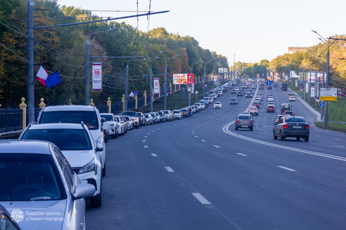 Парковочных мест около нижегородской «Швейцарии» не хватает