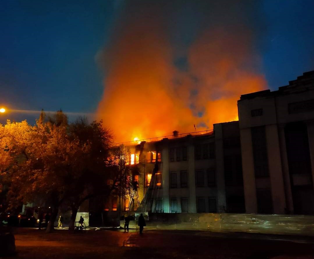 ДК имени Ленина горит в Нижнем Новгороде 3 октября