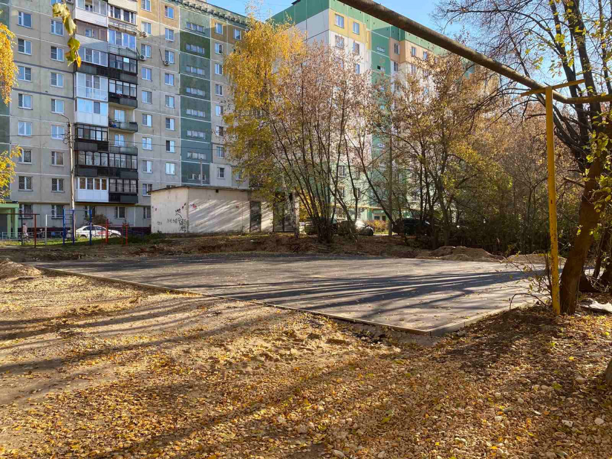 Четыре детских площадки установят в Ленинском районе