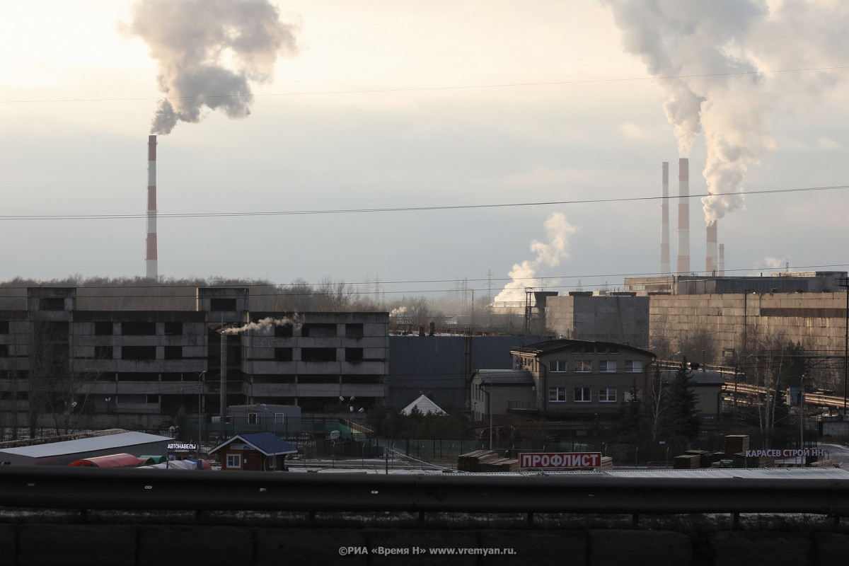 Шесть человек пострадали от выброса химических веществ на предприятии в Дзержинске