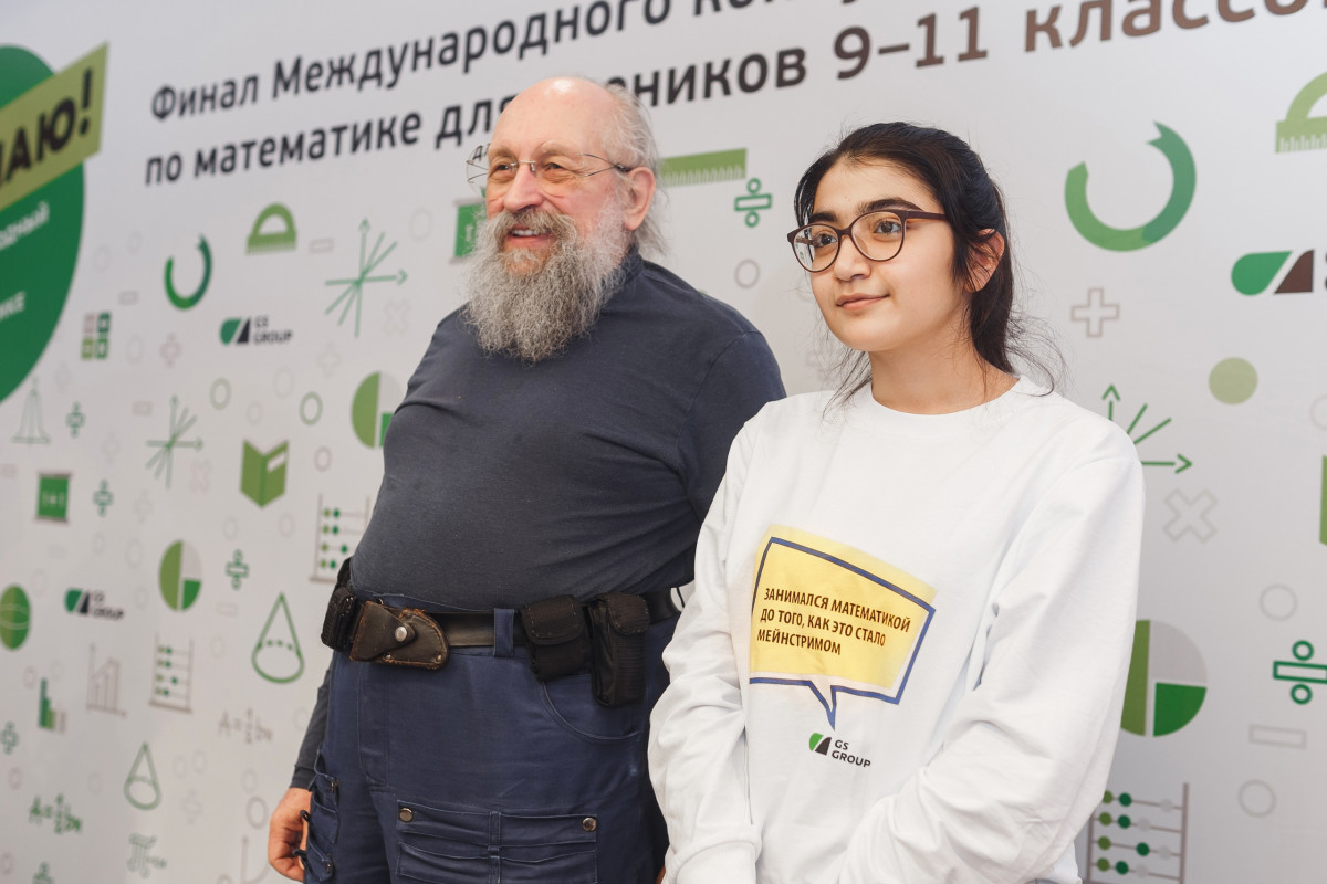 Нижегородские старшеклассники могут побороться за годовую стипендию в размере 100 тысяч рублей