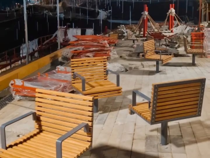 Гамаки и крутящиеся стулья появились на набережной Федоровского в Нижнем Новгороде