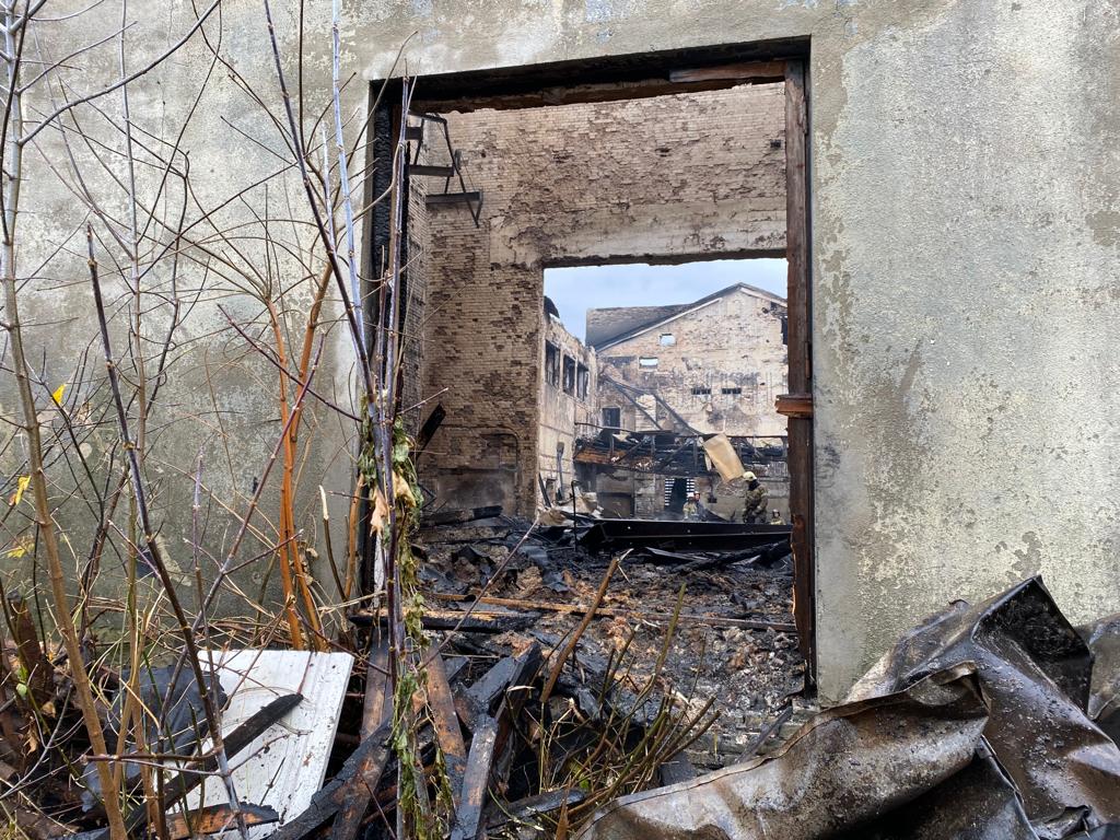 Мужчина погиб в результате обрушения стены дома в Московском районе