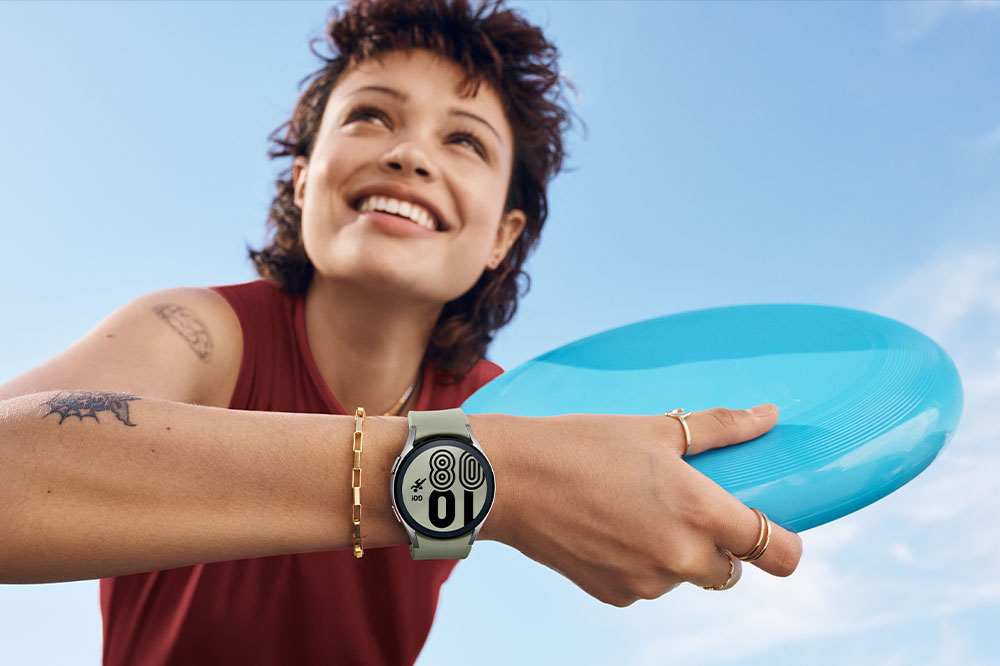 Пользователи новых Galaxy Watch4 LTE смогут больше с eSIM от Tele2