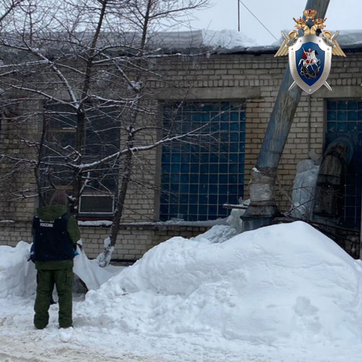 Уголовное дело возбуждено из-за падения глыбы льда на мужчину в Сормове