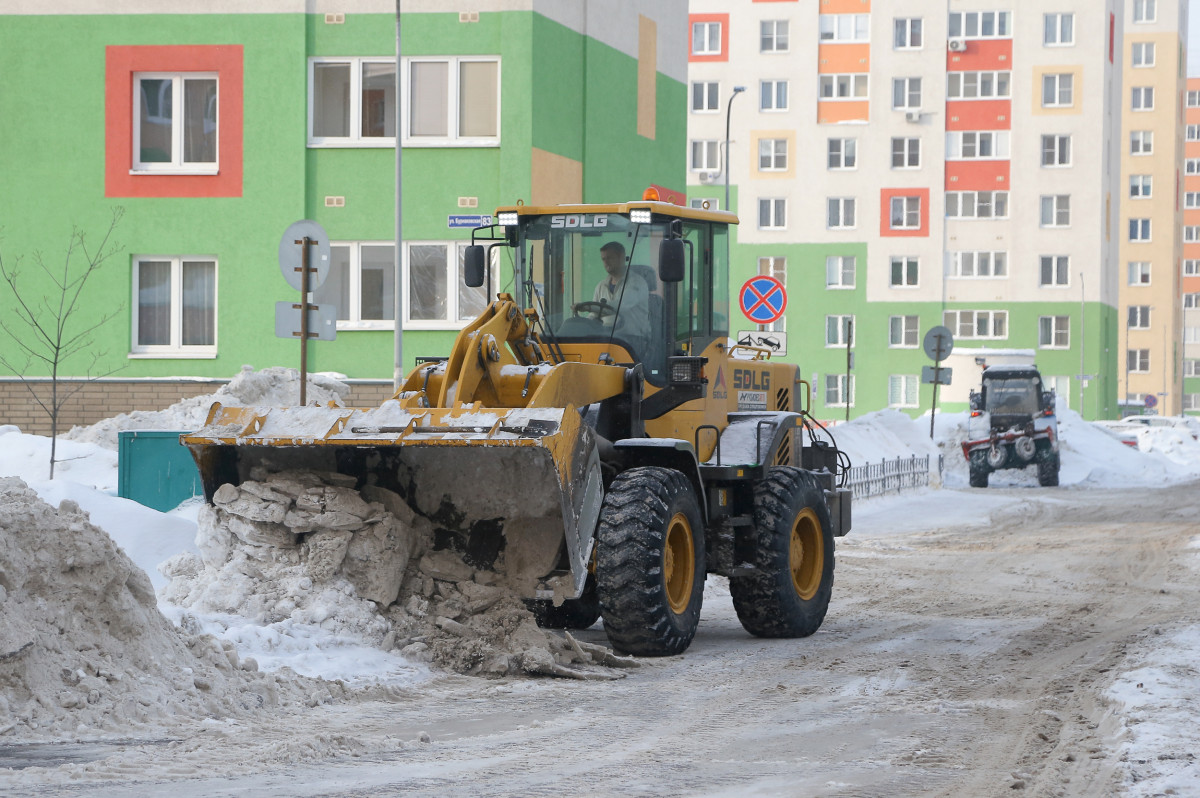 Комплексный подход к уборке снега применяют в районах Нижнего Новгорода