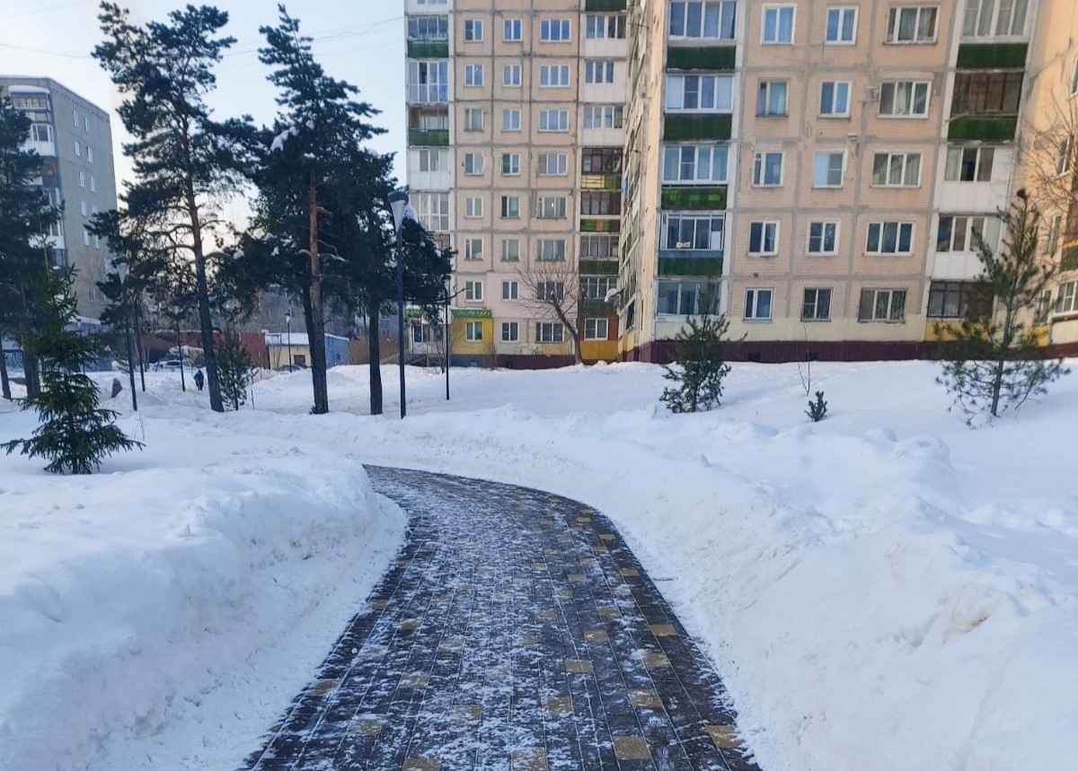 Качество уборки снега проверили в скверах Сормовского района