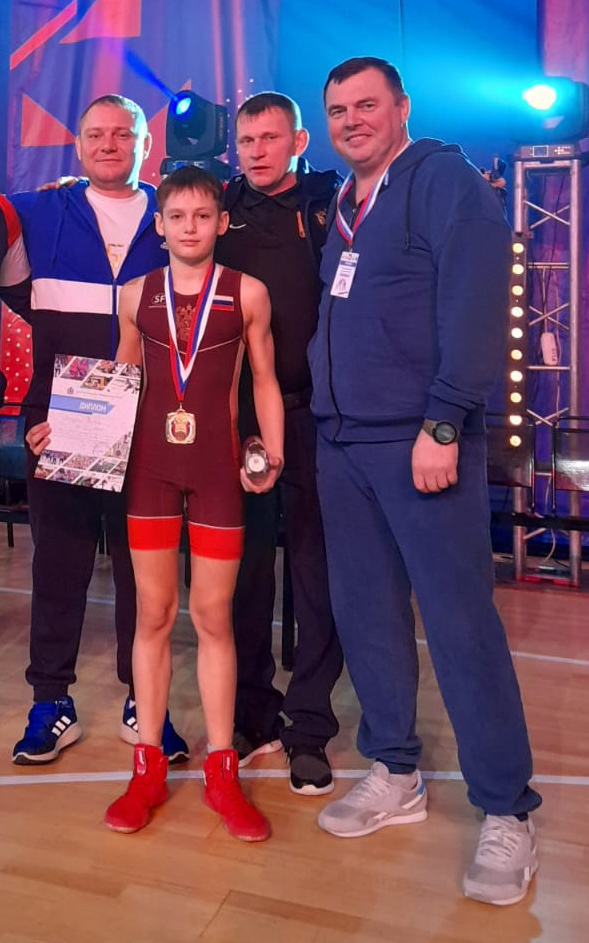 Нижегородец Даниил Гологузов победил на Всероссийских соревнованиях по греко-римской борьбе