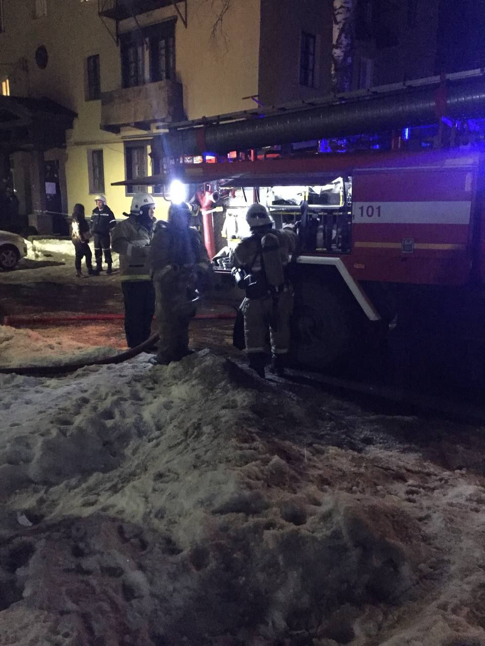 пожар на Автозаводе 19 марта, в огне погибла женщина