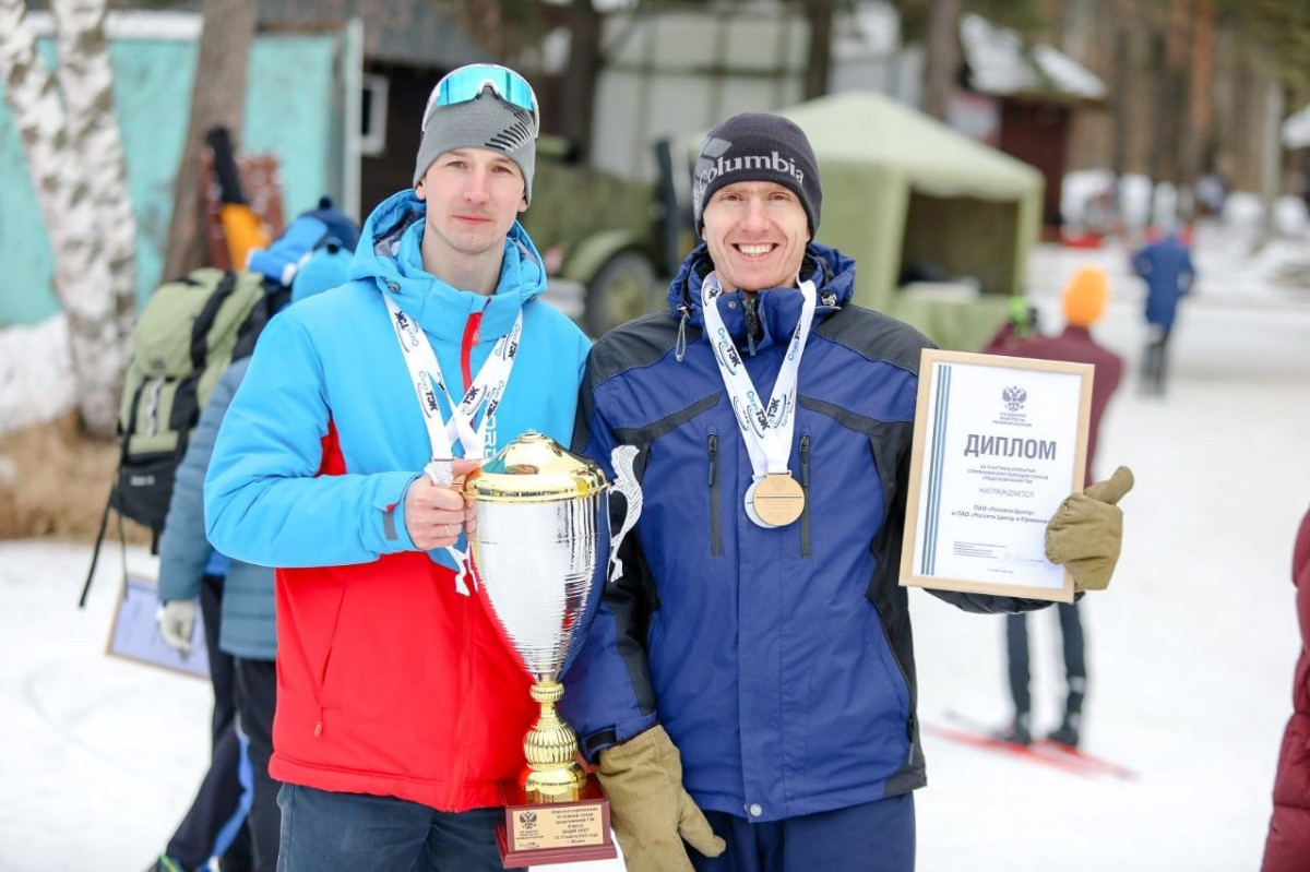 Сотрудники «Нижновэнерго» — призеры Всероссийских лыжных соревнований среди компаний ТЭК