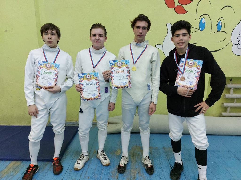 Шесть комплектов медалей разыграно на Чемпионате Нижнего Новгорода по фехтованию