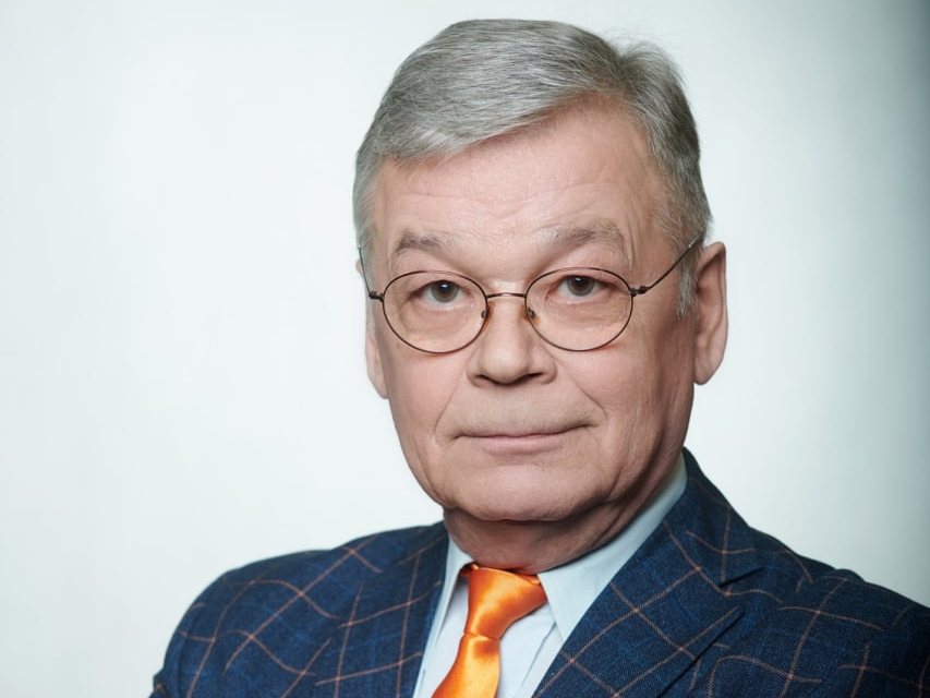 Глеб Никитин поздравил Анатолия Фирстова с присвоением звания Народного артиста РФ