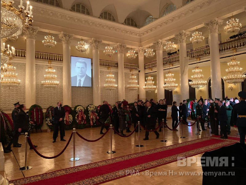 Прощание с Владимиром Жириновским проходит в Москве