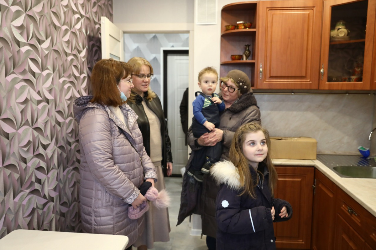 Семья из Донбасса заселилась в арендованную квартиру в Нижнем Новгороде