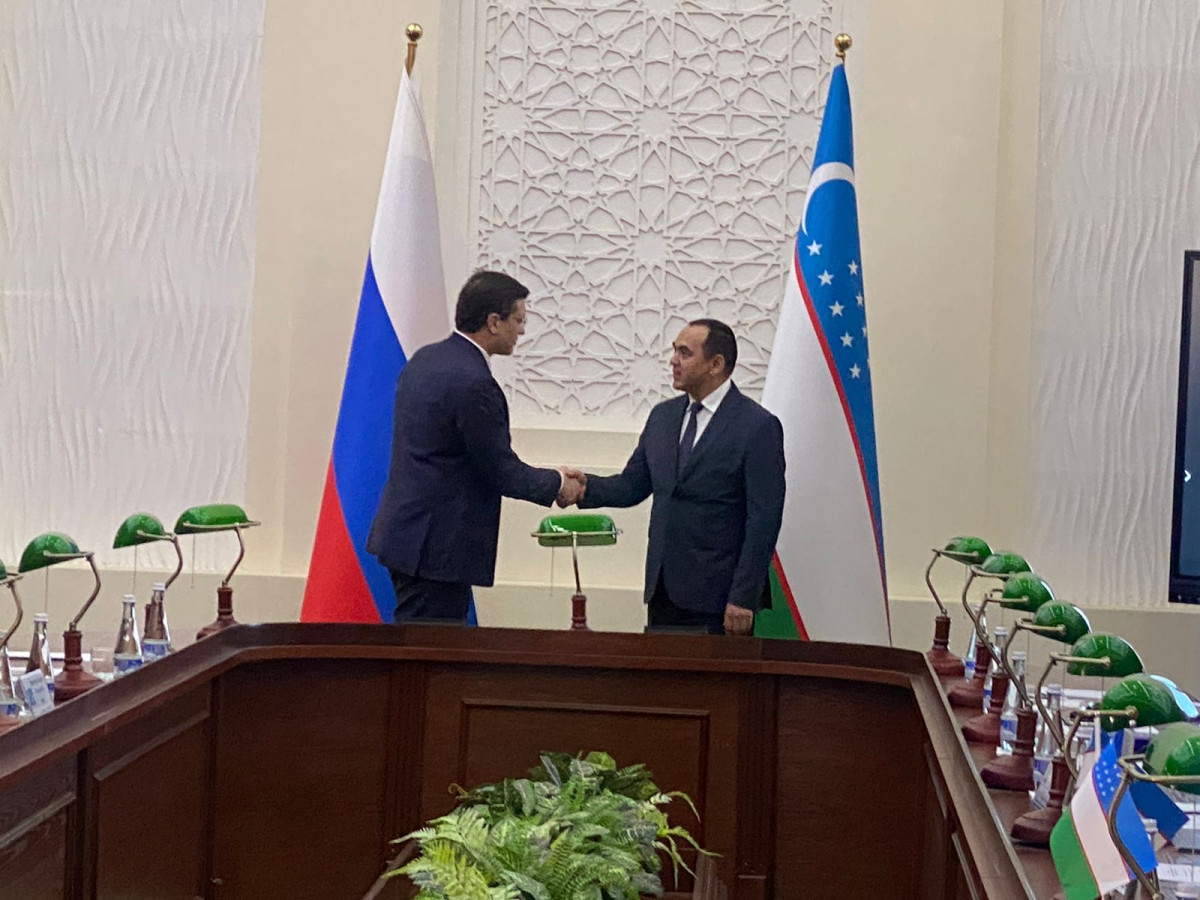 Глеб Никитин провел встречу с министром Узбекистана Абдукодиром Тошкуловым