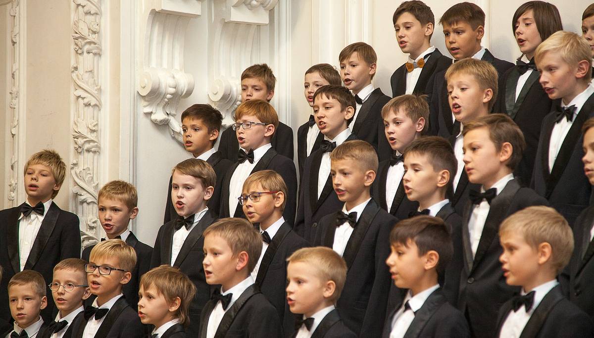 Капелла мальчиков Нижегородского хорового колледжа прошла в ¼ финала конкурса «Битва хоров»