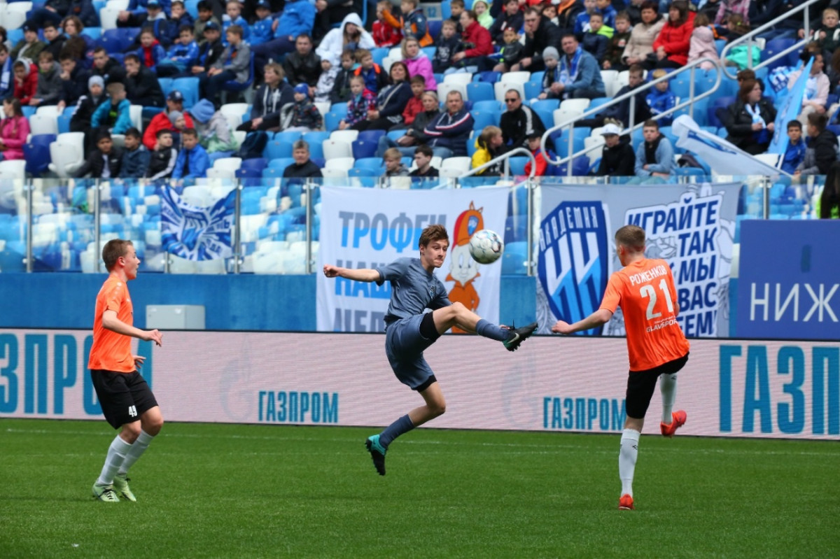 Приволжская юношеская футбольная лига проходит в Нижнем Новгороде