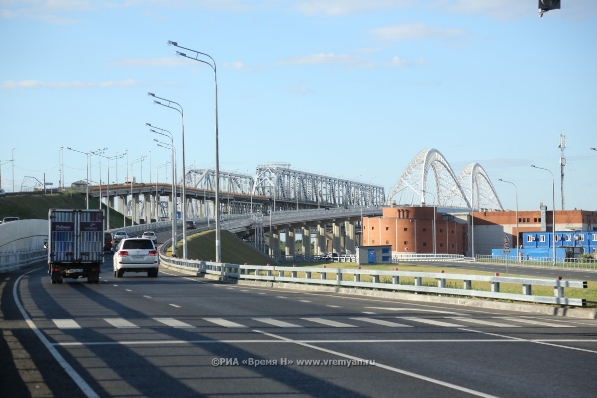 Пробка на Борском мосту в Нижнем Новгороде продолжает расти