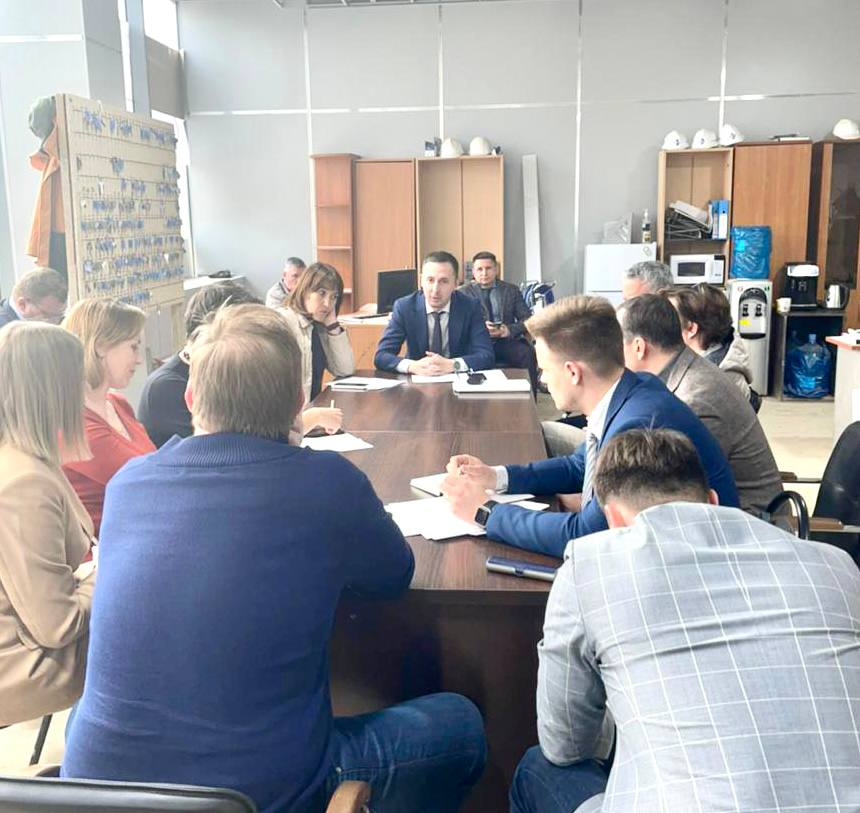 Мелик-Гусейнов: «Школа 800» при выходе на проектную мощность внесет вклад в разгрузку школ города