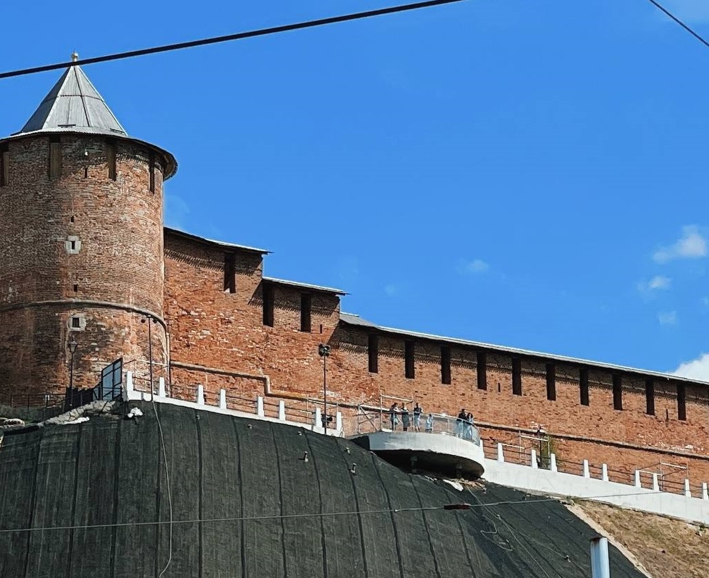 Смотровая площадка открылась около Северной башни кремля в Нижнем Новгороде