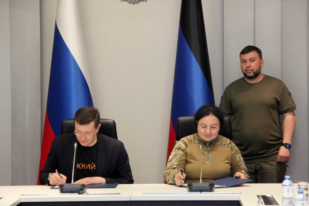 Глеб Никитин и Виктория Жукова подписали соглашение о сотрудничестве