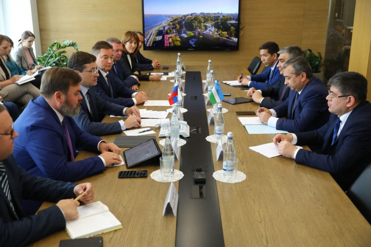 Никитин встретился с советником премьер-министра Узбекистана Хайриддиновым.