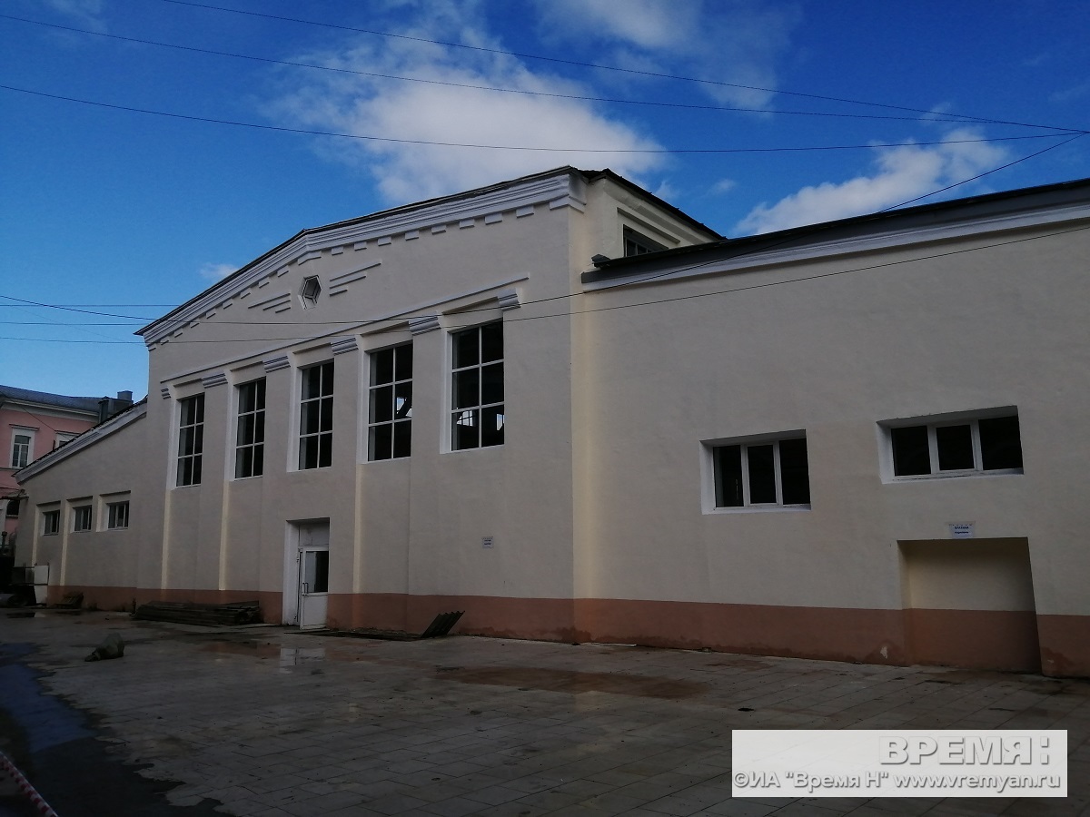 Здание Мытного рынка в Нижнем Новгороде продолжает дешеветь