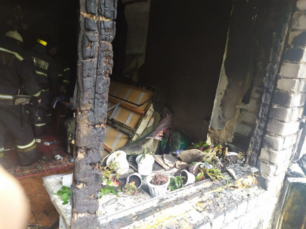 15 человек эвакуировали при пожаре в жилого доме на Московском шоссе