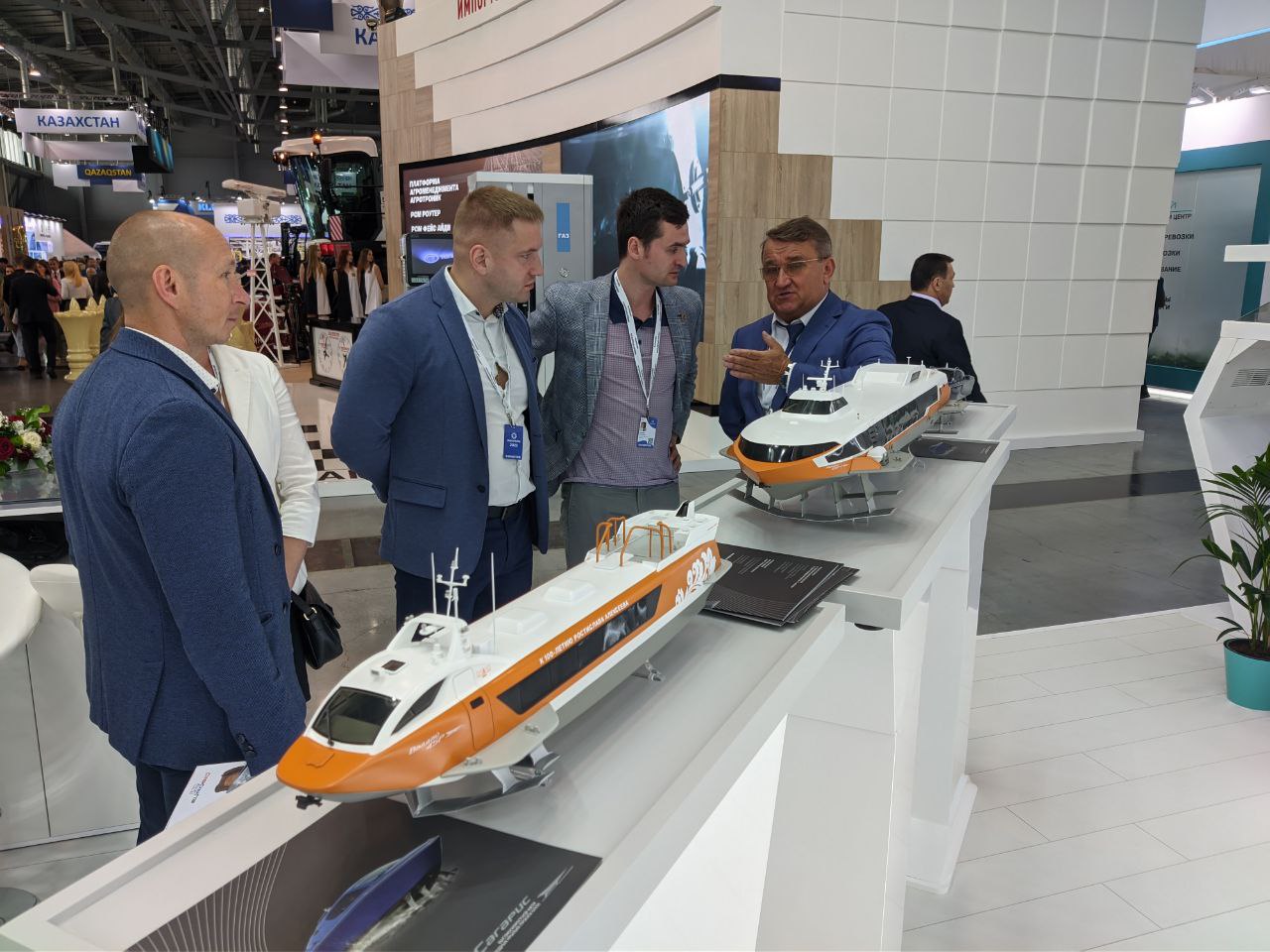Выставка "Иннопром-2022" проходит в Екатеринбурге с 4 по 7 июля.