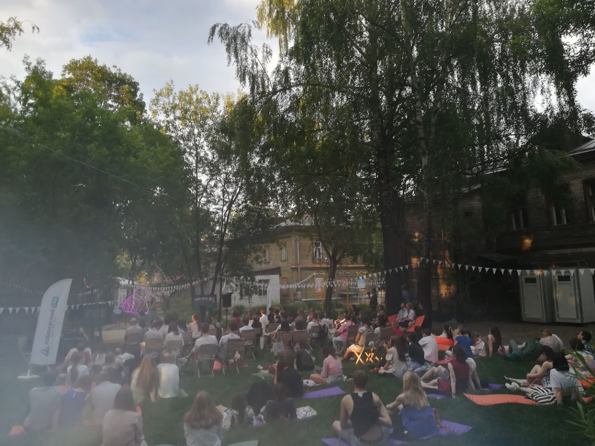 Нижегородцы смогут послушать романсы и посмотреть корейского кино в Заповедных кварталах