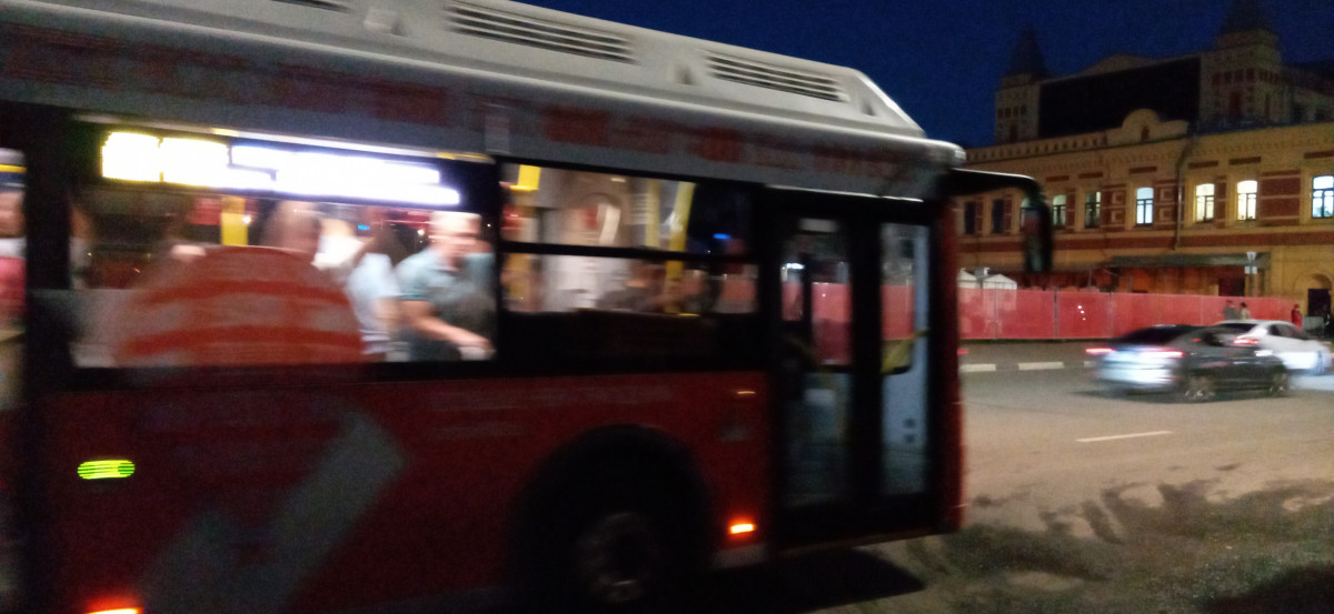 Общественный транспорт пустили по улице Совнаркомовской из-за празднования юбилея Ярмарки