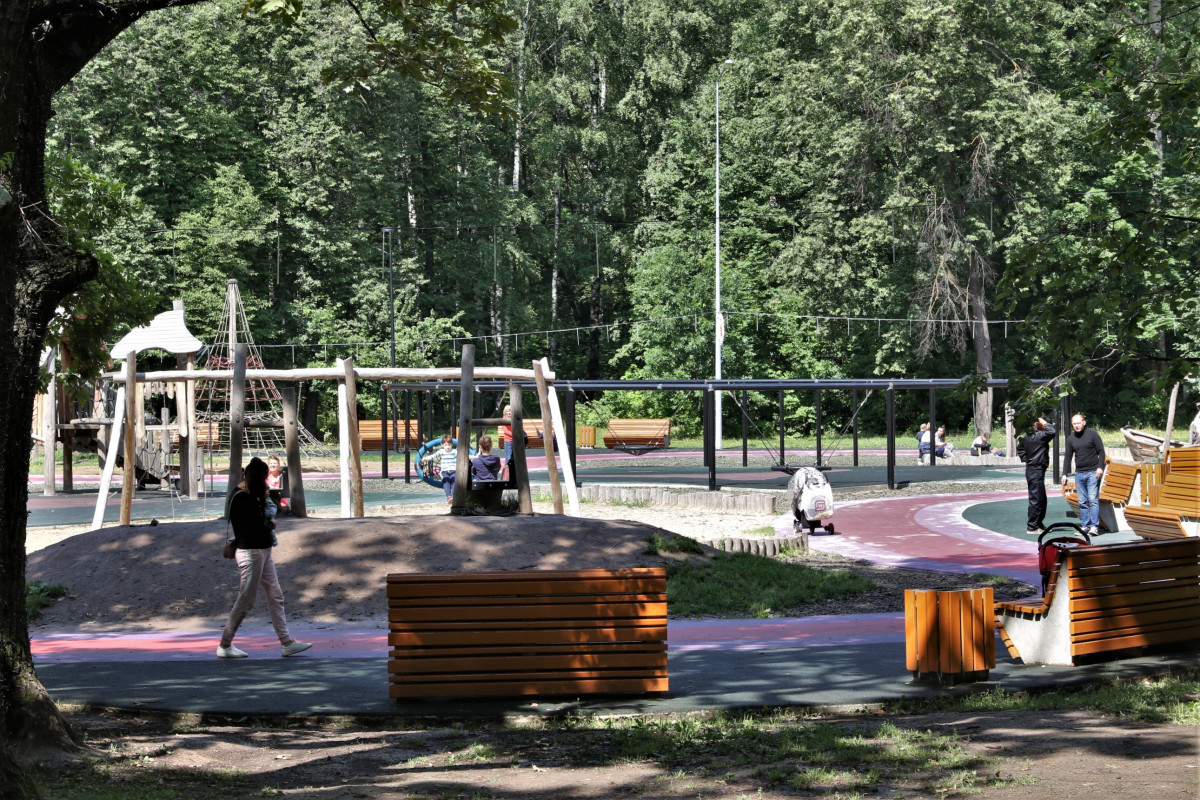 Депутаты Гордумы оценили содержание парков в Ленинском районе
