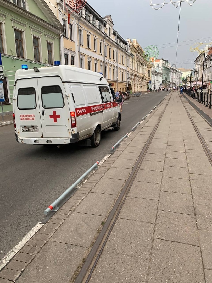 Городовой помог медработникам спасти ребенка на Рождественской