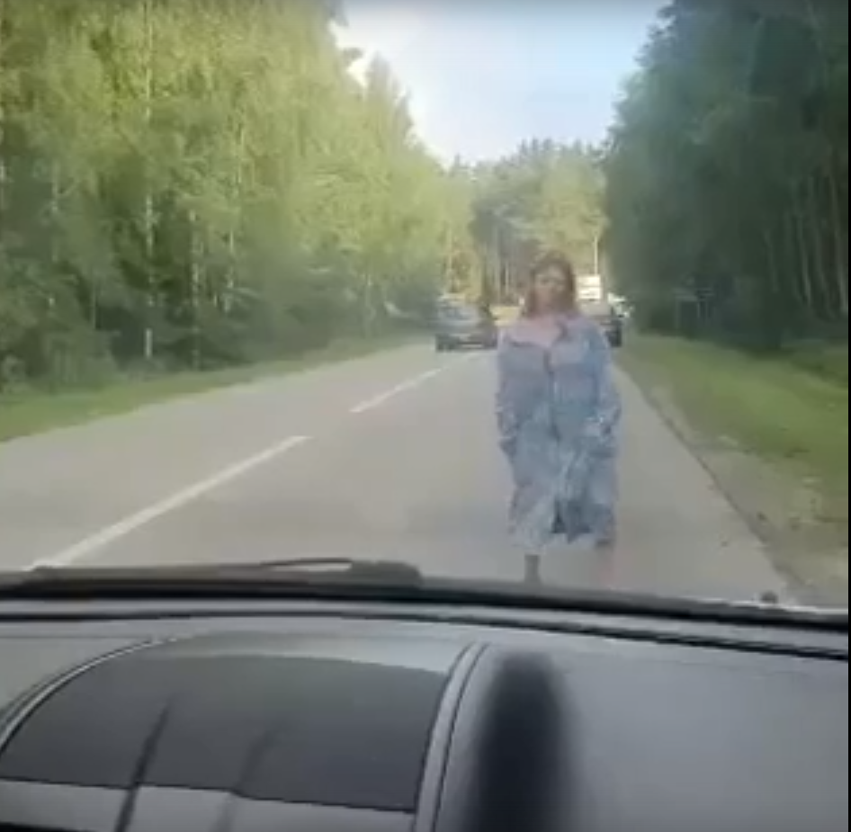«Призрак невесты» появился на дороге в Нижегородской области
