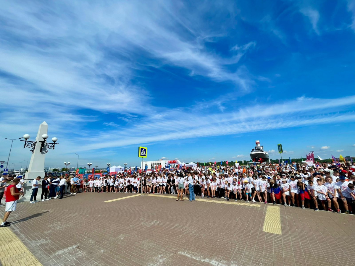 500 человек участвовали в забеге по Чкаловской лестнице в Нижнем Новгороде