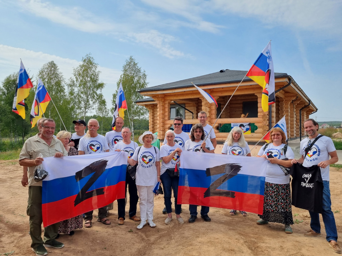 14 участников «Автопробега дружбы Берлин-Москва» посетили Нижегородскую область