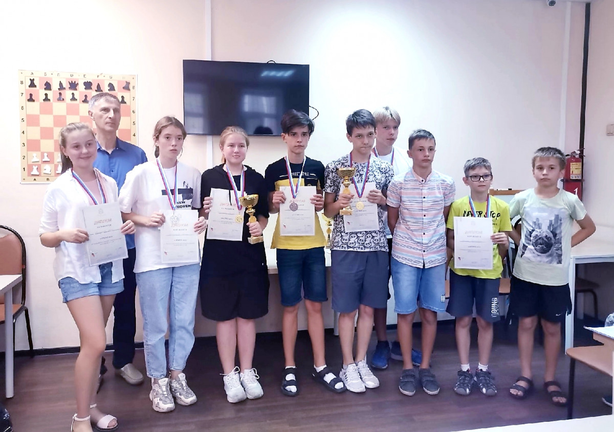 Светлана Горячева завоевала золото на региональном первенстве по шахматам