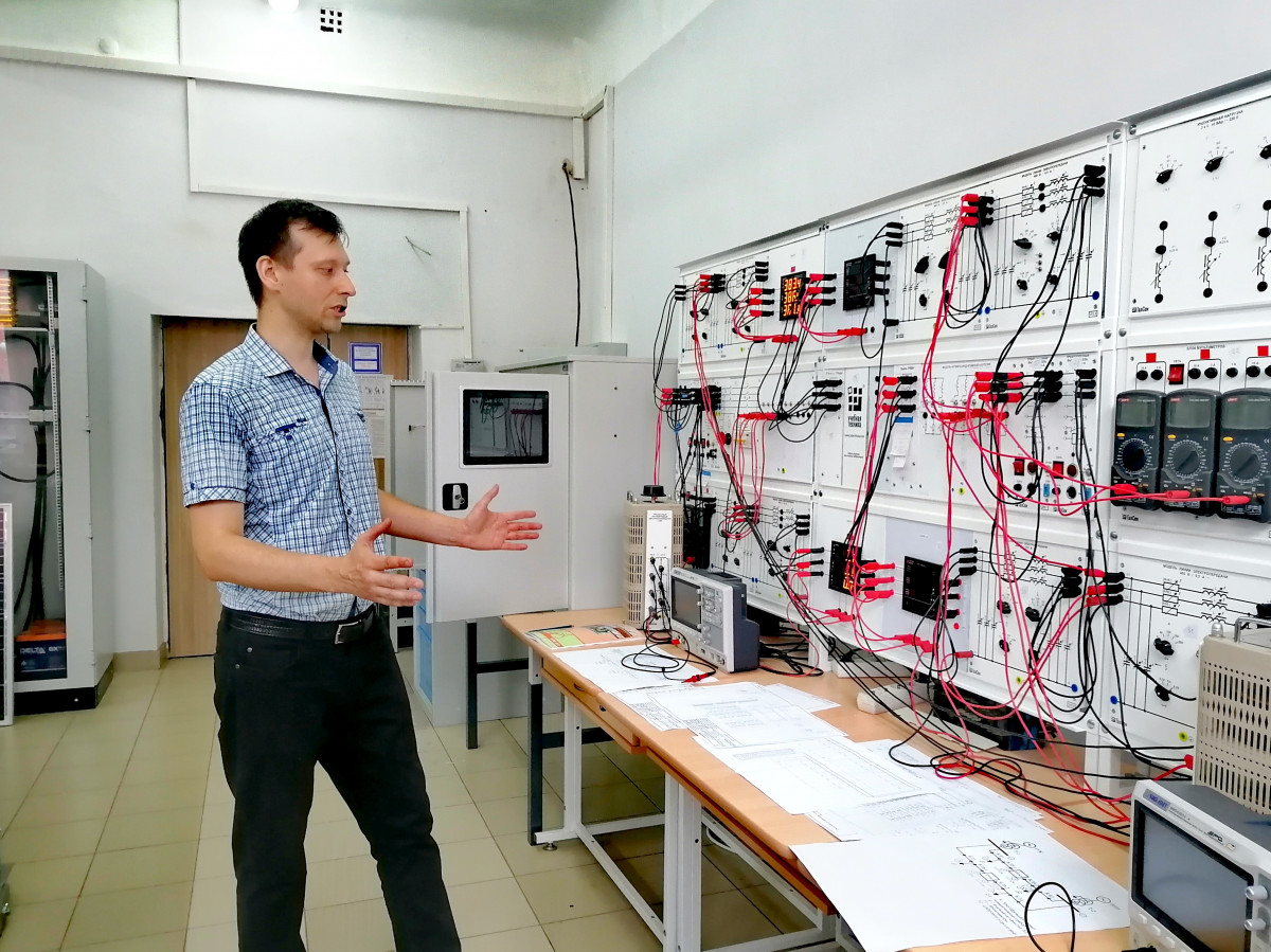 Нижегородские ученые разработали устройство для повышения эффективности работы электросетей