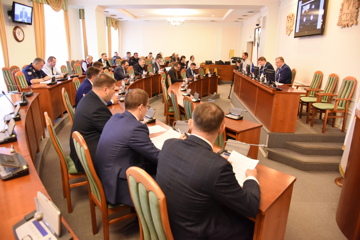 Нижегородские депутаты обсудили перспективы транспортного обслуживания жителей региона