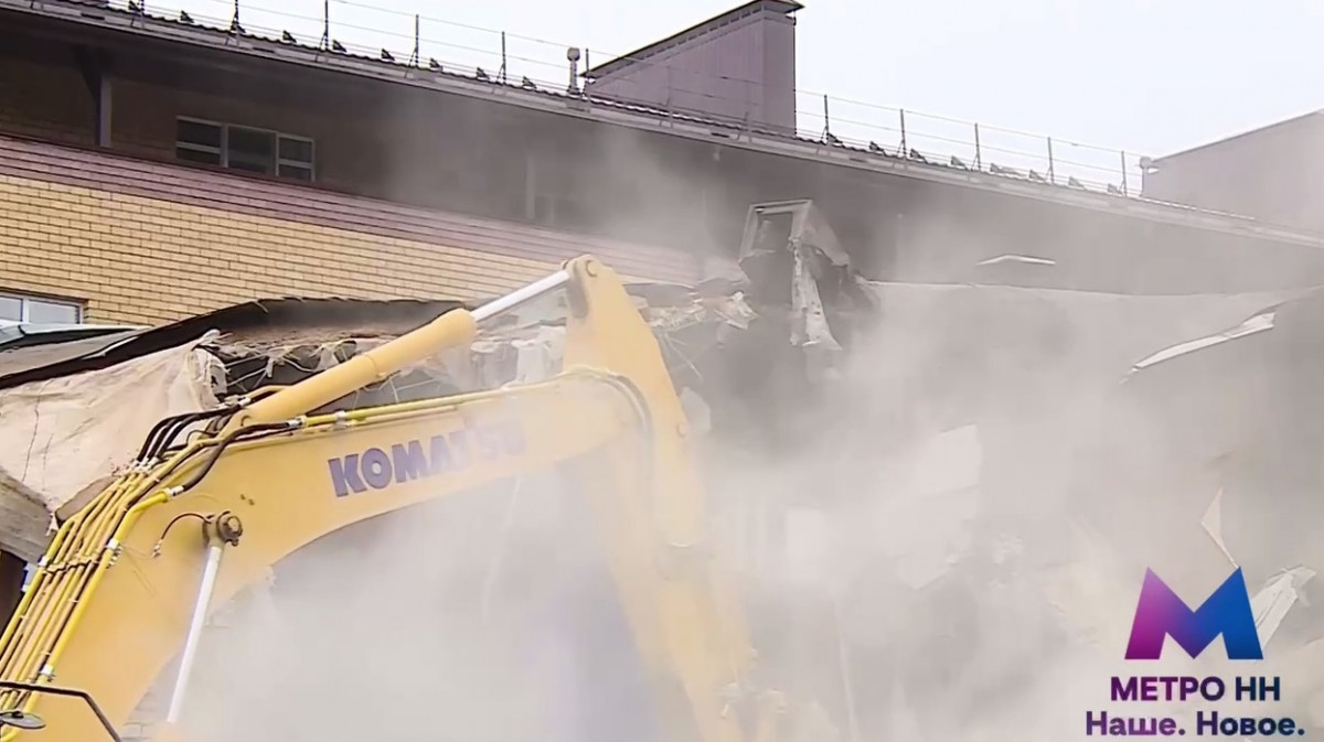 Магазин на площади Сенной снесли из-за строительства метро в Нижнем Новгороде