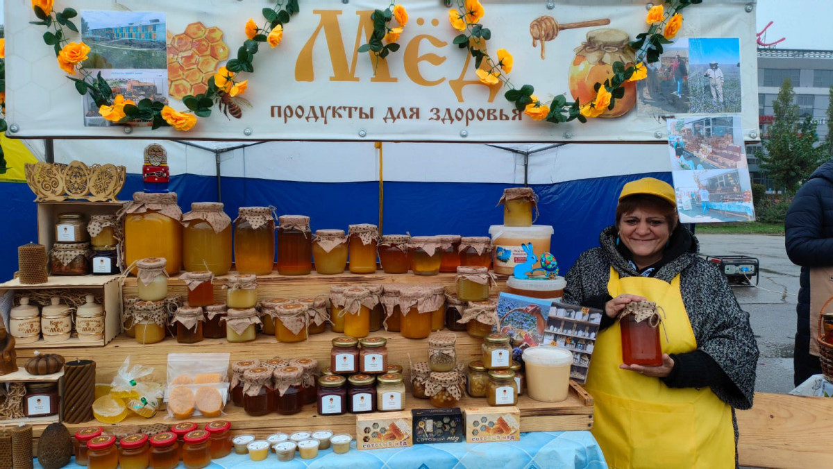 25 агропредприятий региона представили продукцию на продовольственной ярмарке в Нижнем Новгороде