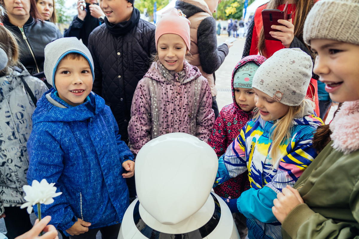 Более 1,5 тысяч человек объединил фестиваль науки и технологий ОМК в Выксе