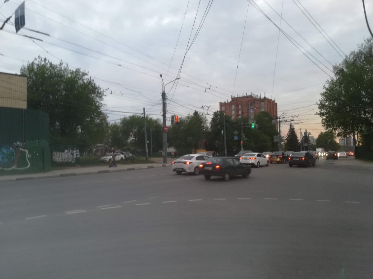 Расширение дороги на перекрестке Ванеева — Суслова отложили