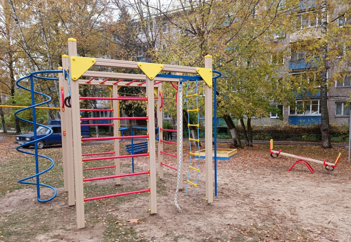 Три детских площадки обновлены в Сормовском районе