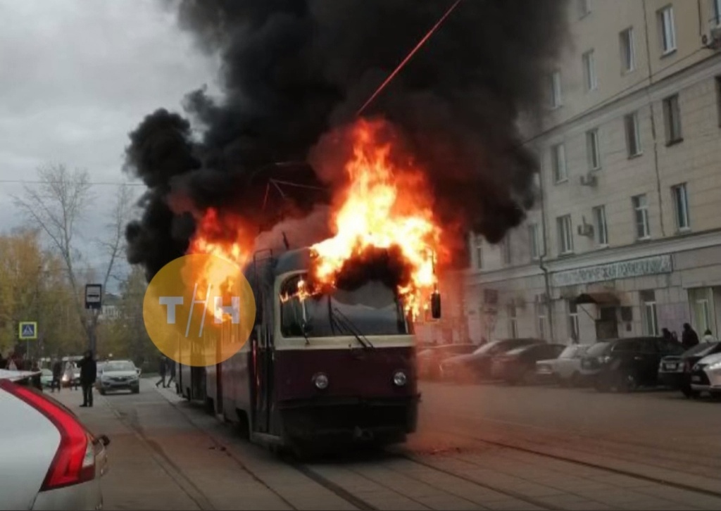 Трамвай загорелся в центре Сормова вечером 21 октября